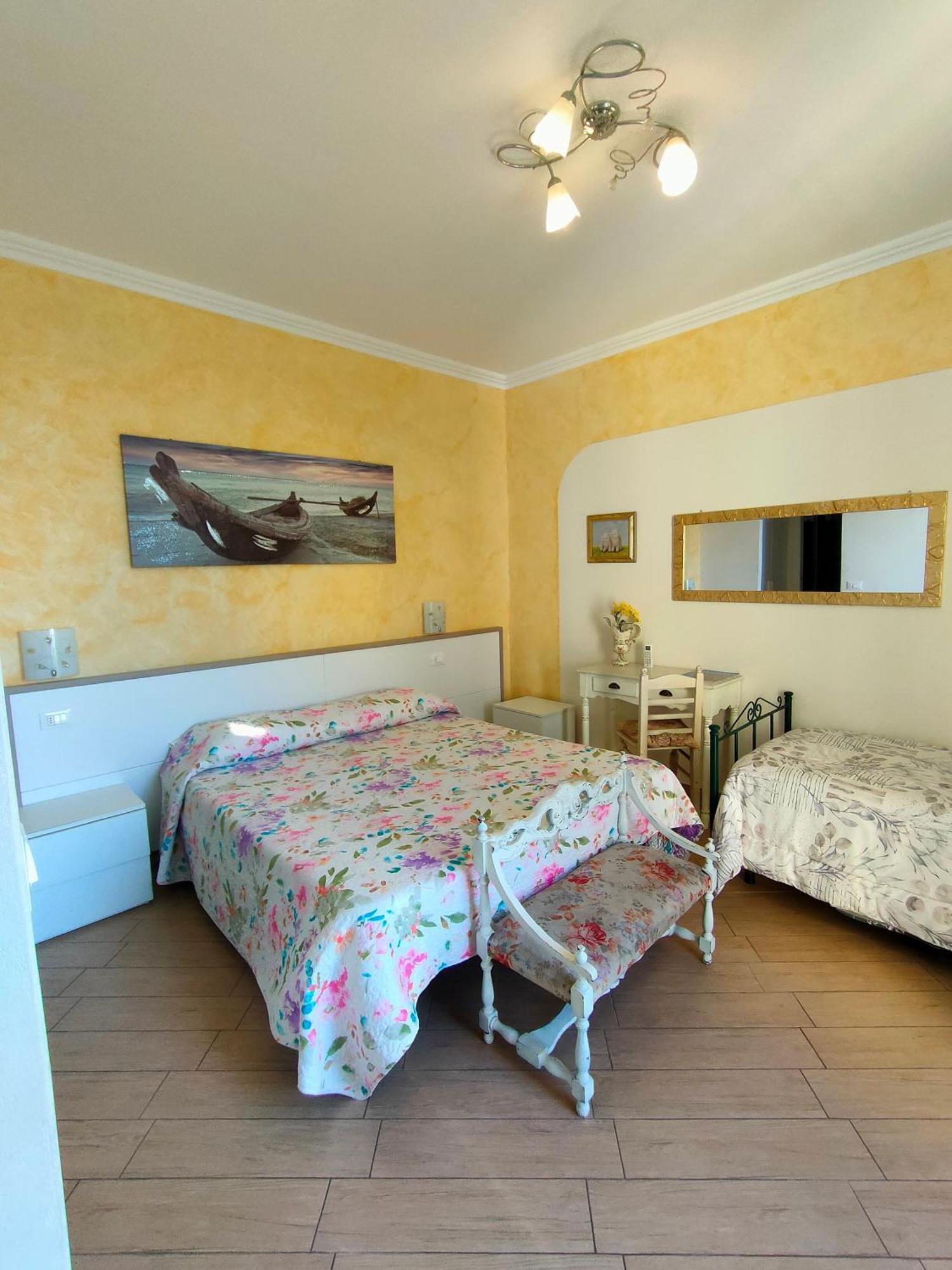 Hotel La Casa Del Sole à San Remo Extérieur photo