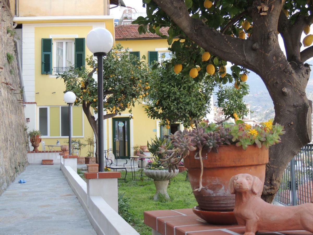 Hotel La Casa Del Sole à San Remo Extérieur photo