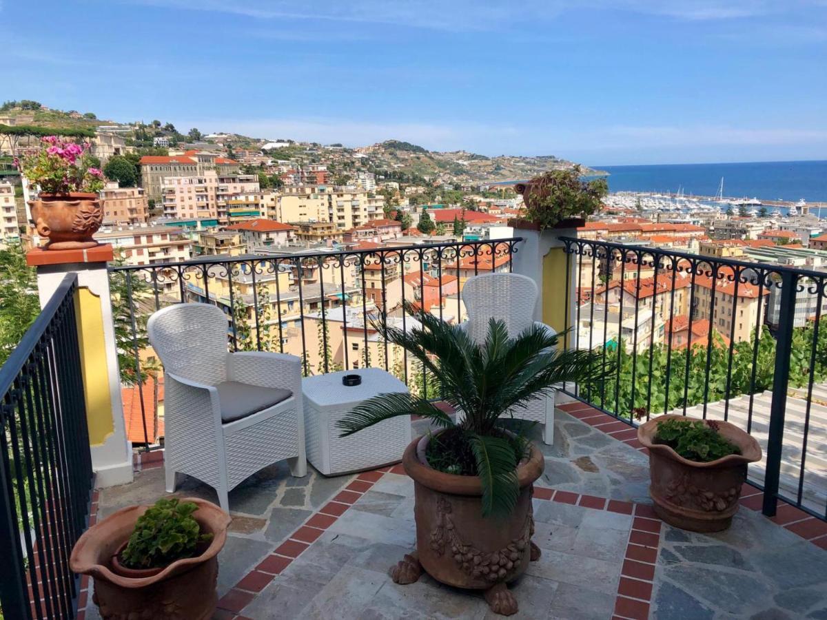 Hotel La Casa Del Sole à San Remo Extérieur photo